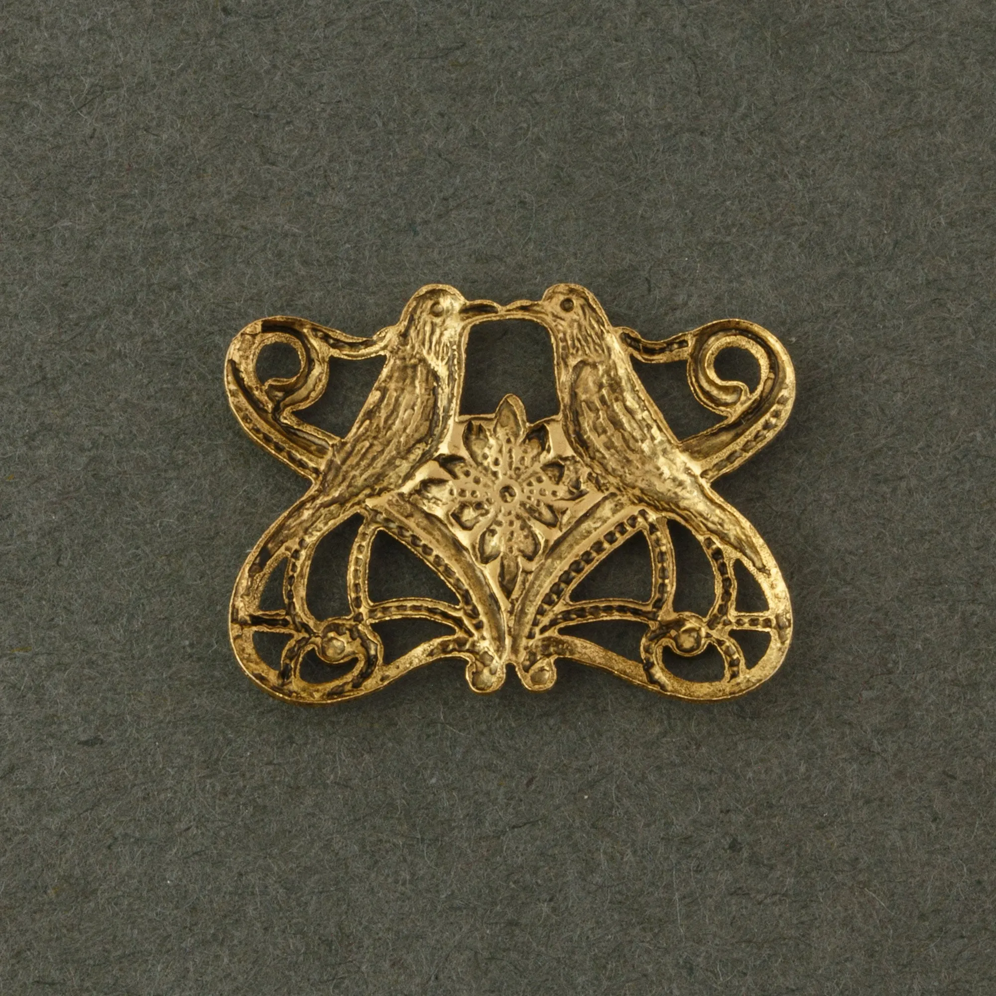 Art Nouveau style antique finish 14k gold plated stamped brass Filigree Love Bird Connector. 15x20mm. Pkg 1. b9-0488g