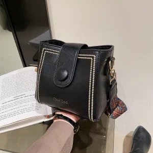 Bucket Bags for Women, Mini Bucket Tote Purses, Pu Leather Vintage Crossbody with Bunny Charm, Shopping Travel