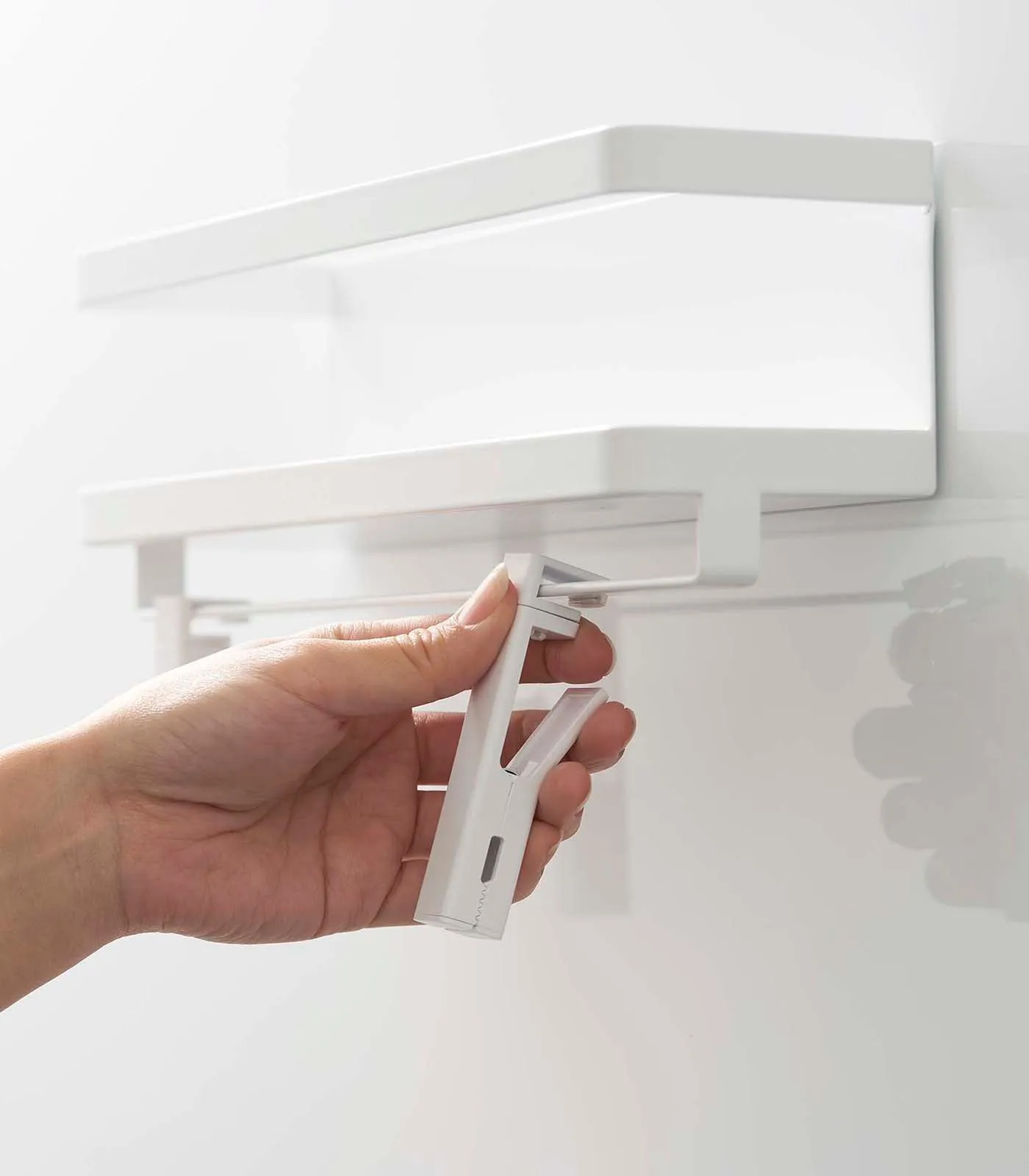 Magnetic Organizer with Clips - Steel