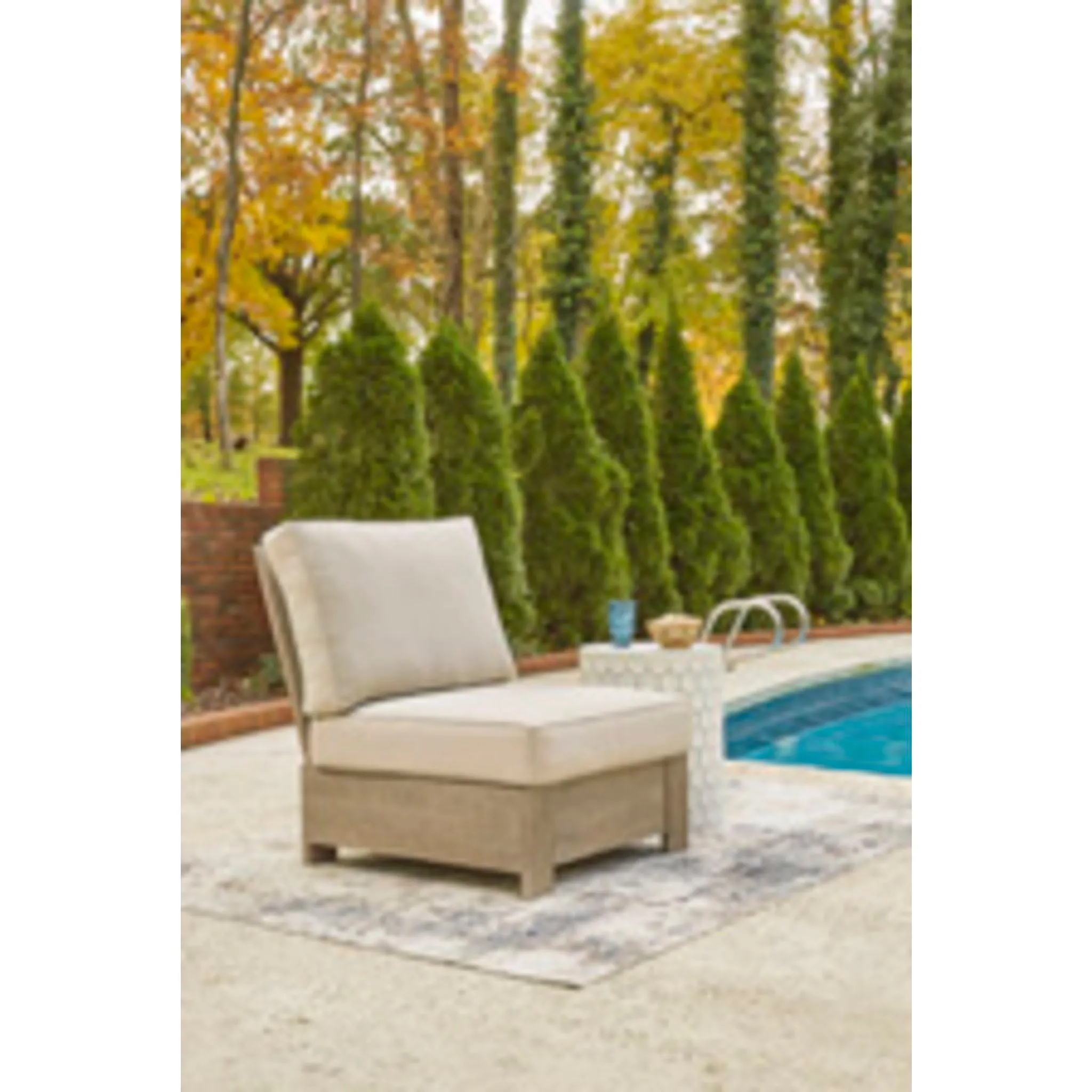Outdoor Silo Point Armless Chair with Cushion