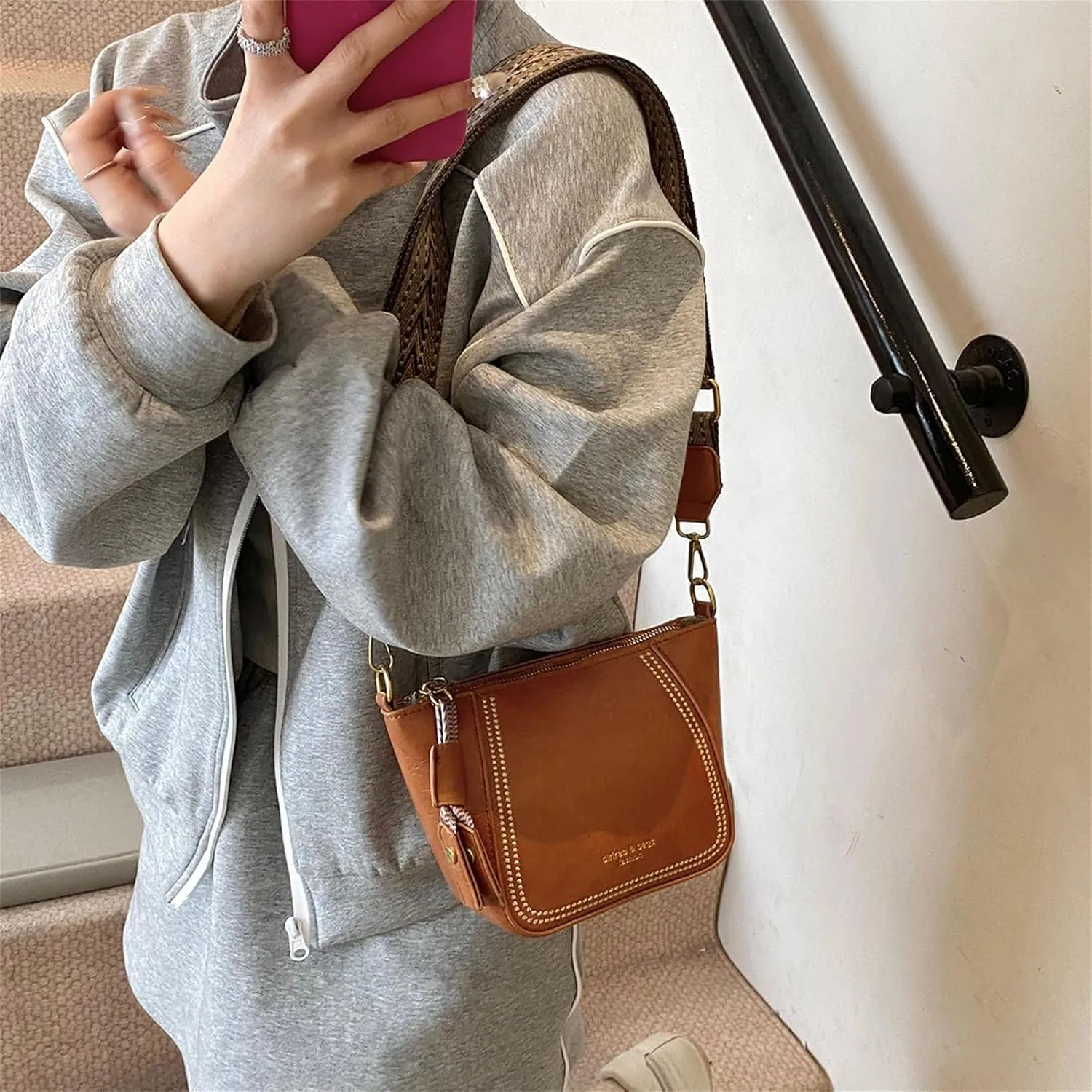 PU Leather Shoulder Bags for Women Lightweight Crossbody Purse with Adjustable Strap Fashion Bucket Bag