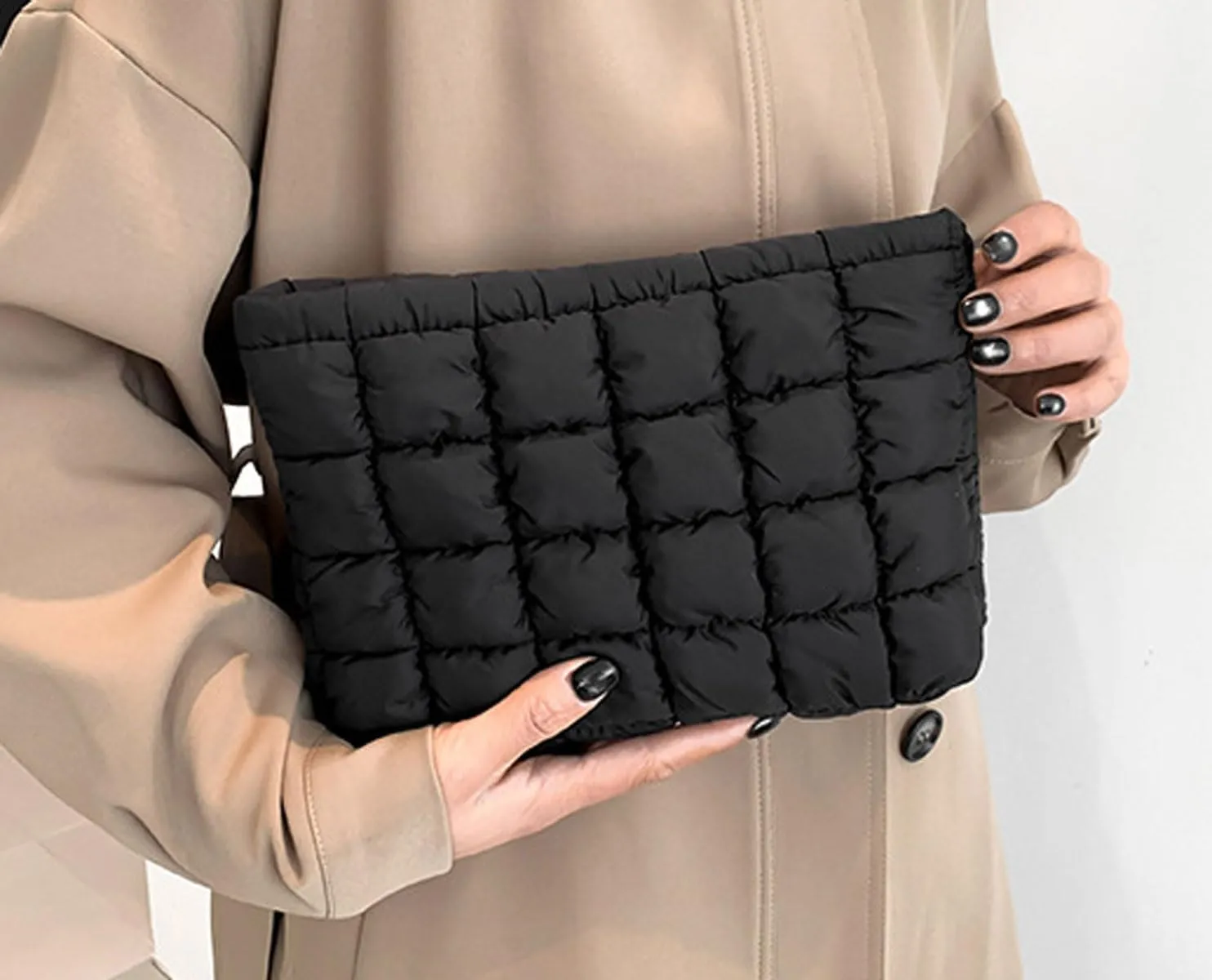 Quilted Makeup Bags Cosmetic Toiletry Organizer Bags Solid Puffer Clutch Cute Pouch for Women, Black