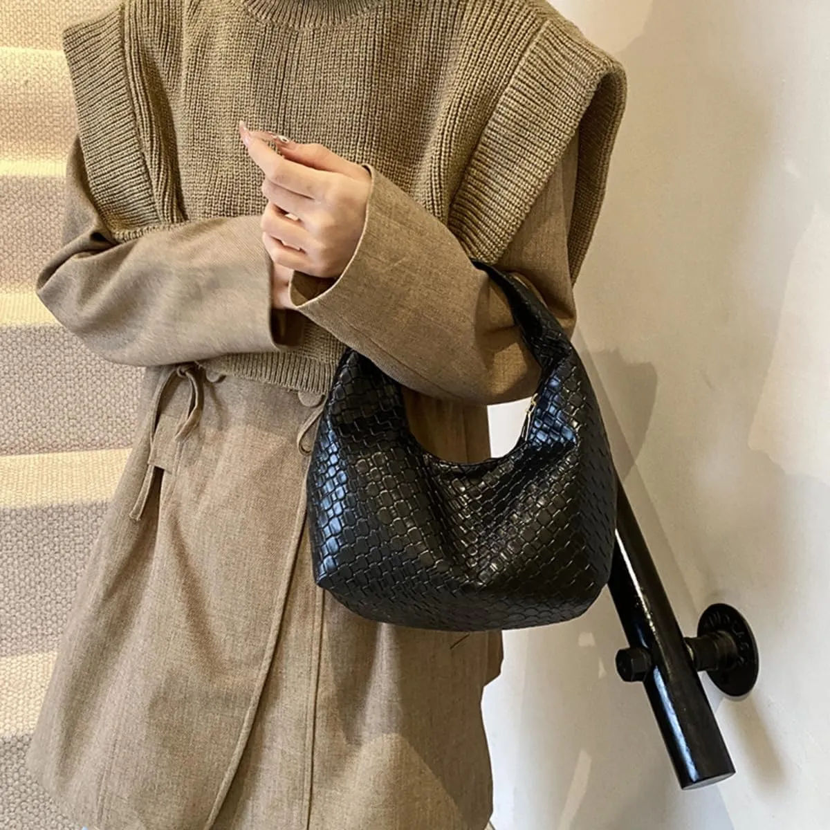 Shoulder Purses for Women Woven Leather Handbag Top Handle Hobo Bag Vintage Mini Tote Bag Slouchy Shoulder Bag