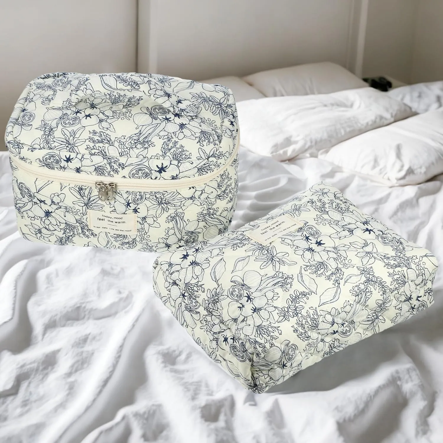 VOCOSTE 2pcs Quilted Makeup Bag, Large Capacity Cosmetic Bag, Deep Blue Flower Makeup Bag, Cute Makeup Bag, Travel Cosmetic Bags for Women Girls, White